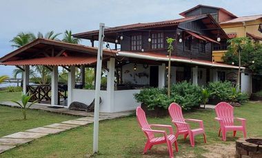 Se vende casa frente al mar, Colón, Viento Frío