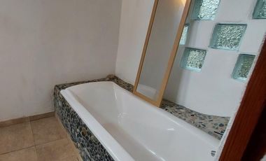 Se vende casa frente al mar, Colón, Viento Frío