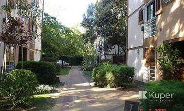 Departamento con garage y jardin  - La Plata