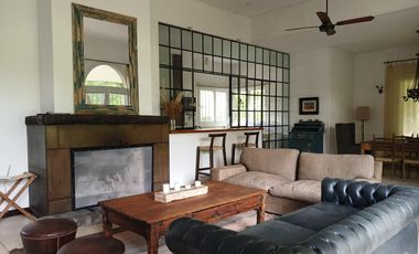Casa en  Alquiler en La Esperanza Club de Campo