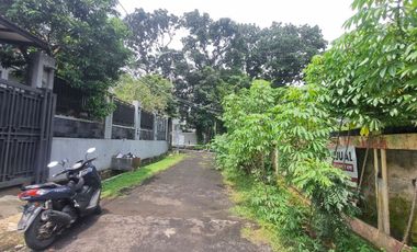 Rumah Hadap Selatan LB 200 SHM 15 menit ke The Park Sawangan J-45562