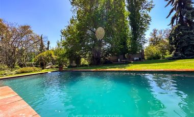 Casa en Venta en Pirque, Sector El Cruceral