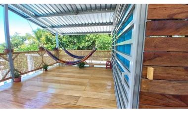 VENDO CASA DE 5 HABITACIONES Y 1169 M2 PUERTO ARMUELLES