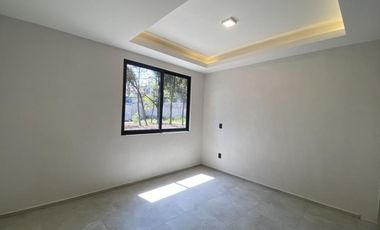 A un paso de plaza Cuernavaca