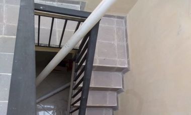 Rumah Bisa Untuk Usaha di Ciawitali Citeurep Cimahi harga : 450.000.000