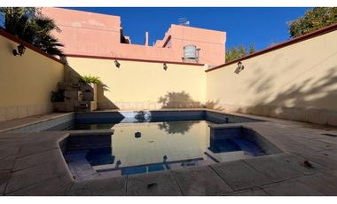 VENDE CASA EN BOMBAL SUR GODOY CRUZ ( barrio Arizu )