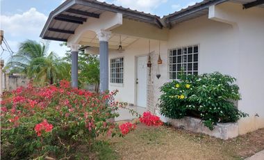 VENTA DE CASA EN PENONOME CON +600 MTS