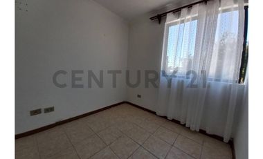 Se arrienda casa en condominio Jardines del Sur