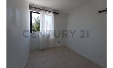 Se arrienda casa en condominio Jardines del Sur