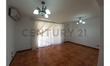 Se arrienda casa en condominio Jardines del Sur