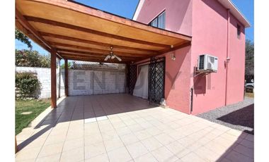 Se arrienda casa en condominio Jardines del Sur