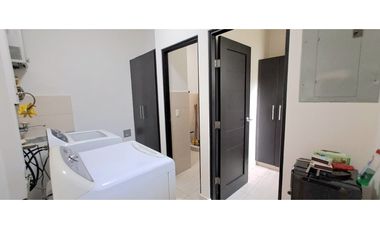 Venta de Casa con Jacuzzi en PH Nativa, Panamá Pacifico