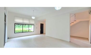 Venta de Casa con Jacuzzi en PH Nativa, Panamá Pacifico