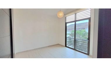 Venta de Casa con Jacuzzi en PH Nativa, Panamá Pacifico