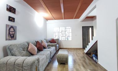 casa en venta en patio centro. Cod V29375
