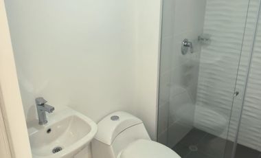 apartamento en arriendo en av. 30 de agosto. Cod A7344936