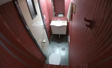 CASA DE 5 AMBIENTES EN VENTA - MORON SUR