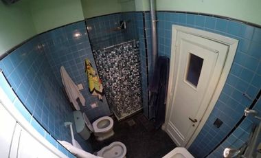 CASA DE 5 AMBIENTES EN VENTA - MORON SUR