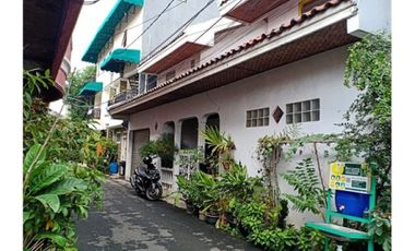 Rumah Murah Jakarta Timur Jatinegara Semi Furnish Strategis