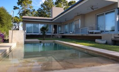 Country El Paso Excelente Propiedad