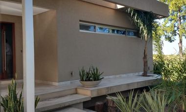 Country El Paso Excelente Propiedad