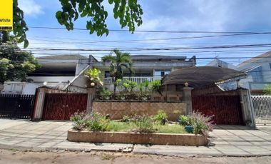 Rumah Semi Furnish Dijual/Sewa Kertajaya Indah Tengah Surabaya 2 Lantai