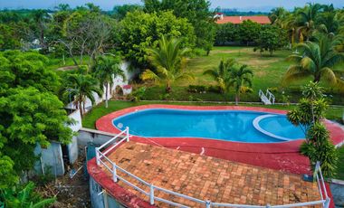 Casa con Alberca Campestre en Chichicaxtle Ver, a 45 mins de Xalapa Veracruz