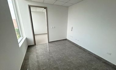 consultorio en arriendo en loma de oro. Cod A26607