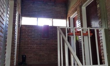 VENTA Dpto. 3 amb. al frente en Barrio Municipal, Longchamps