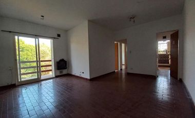 VENTA Dpto. 3 amb. al frente en Barrio Municipal, Longchamps