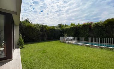 Casa en venta de 3 dorm. en Colina