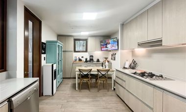 Casa en venta de 3 dorm. en Colina