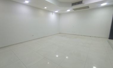 local en arriendo en altos de cabecera. Cod A93040