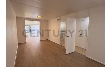 CASA COMERCIAL EN ARRIENDO EN VITACURA