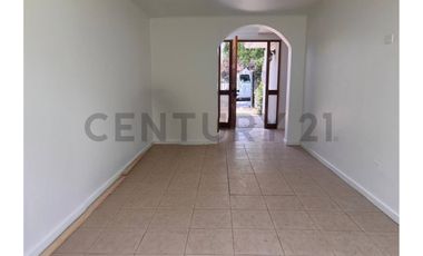 CASA COMERCIAL EN ARRIENDO EN VITACURA