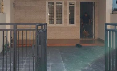 Rumah 10 Menit ke Transmart Yasmin Bogor SHM Siap KPR J-35076