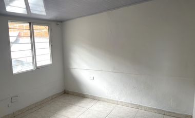 casa en arriendo en la trinidad.. Cod A9161880