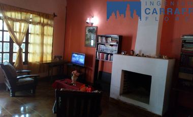 HERMOSA CASA ESTILO COLONIAL. 5 AMBIENTES