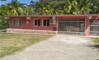 CASA LA GUAIRA COLON