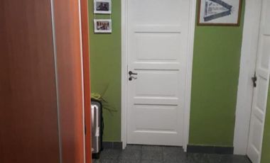CASA DE 4 AMBIENTES ZONA RESIDENCIAL