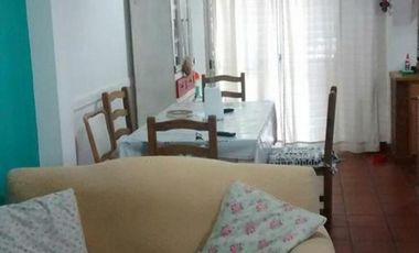CASA DE 4 AMBIENTES ZONA RESIDENCIAL
