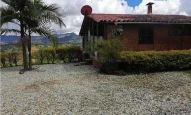 Finca En El Peñol Vereda El Morro