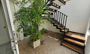 Excelente Propiedad Habilitada Para Oficinas, Consultorios y Coworking