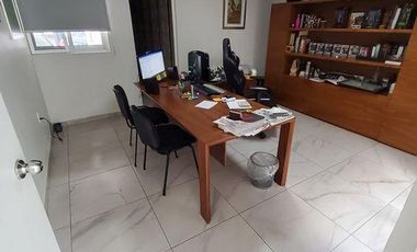 Excelente Propiedad Habilitada Para Oficinas, Consultorios y Coworking