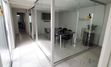 Excelente Propiedad Habilitada Para Oficinas, Consultorios y Coworking