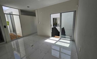 Excelente Propiedad Habilitada Para Oficinas, Consultorios y Coworking