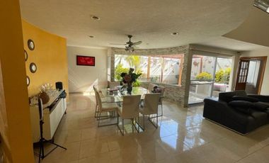 Casa amueblada en renta Calle 36 x Av. Castellot