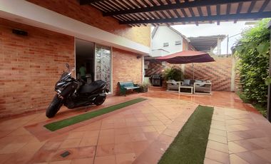 casa en venta en los patios. Cod V30754