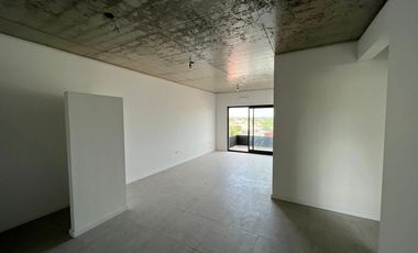 Lincoln 100, Wilde ¡3 AMBIENTES CON PATIO EN VENTA!