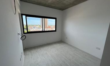 Lincoln 100, Wilde ¡3 AMBIENTES CON PATIO EN VENTA!